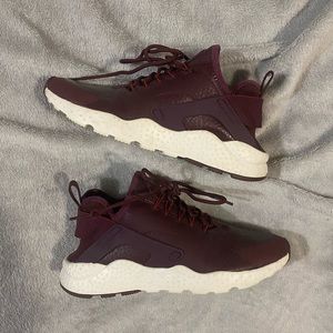 Nike Huarache Ultra Premium